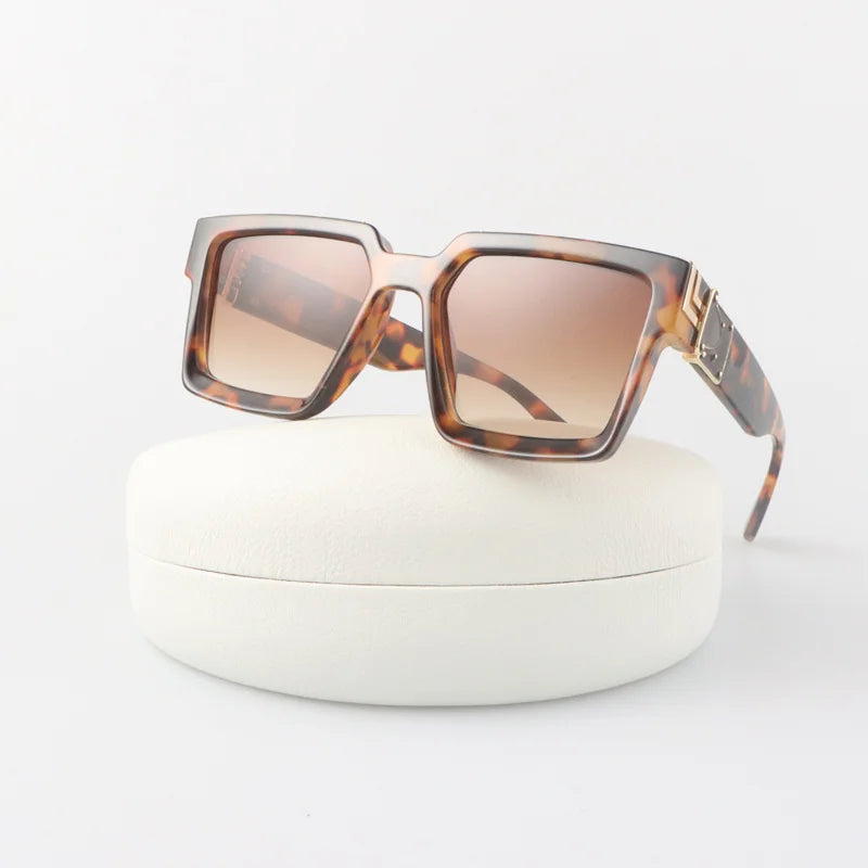 Square Vintage Sunglasses Man